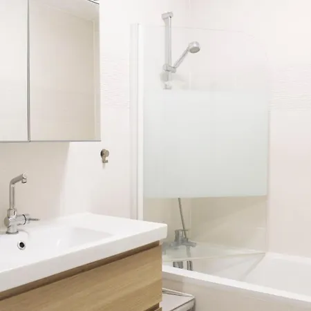 Appartement De 34 M Calme Et Lumineux *
